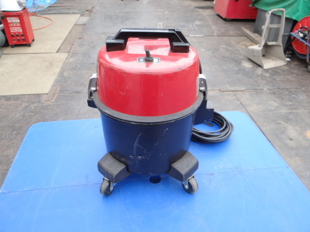 H4997 日立 業務用掃除機 店舗用クリーナー【CV-95EA】 昭和 H4997 日立 業務用掃除機 店舗用クリーナー【CV-95EA】 昭和