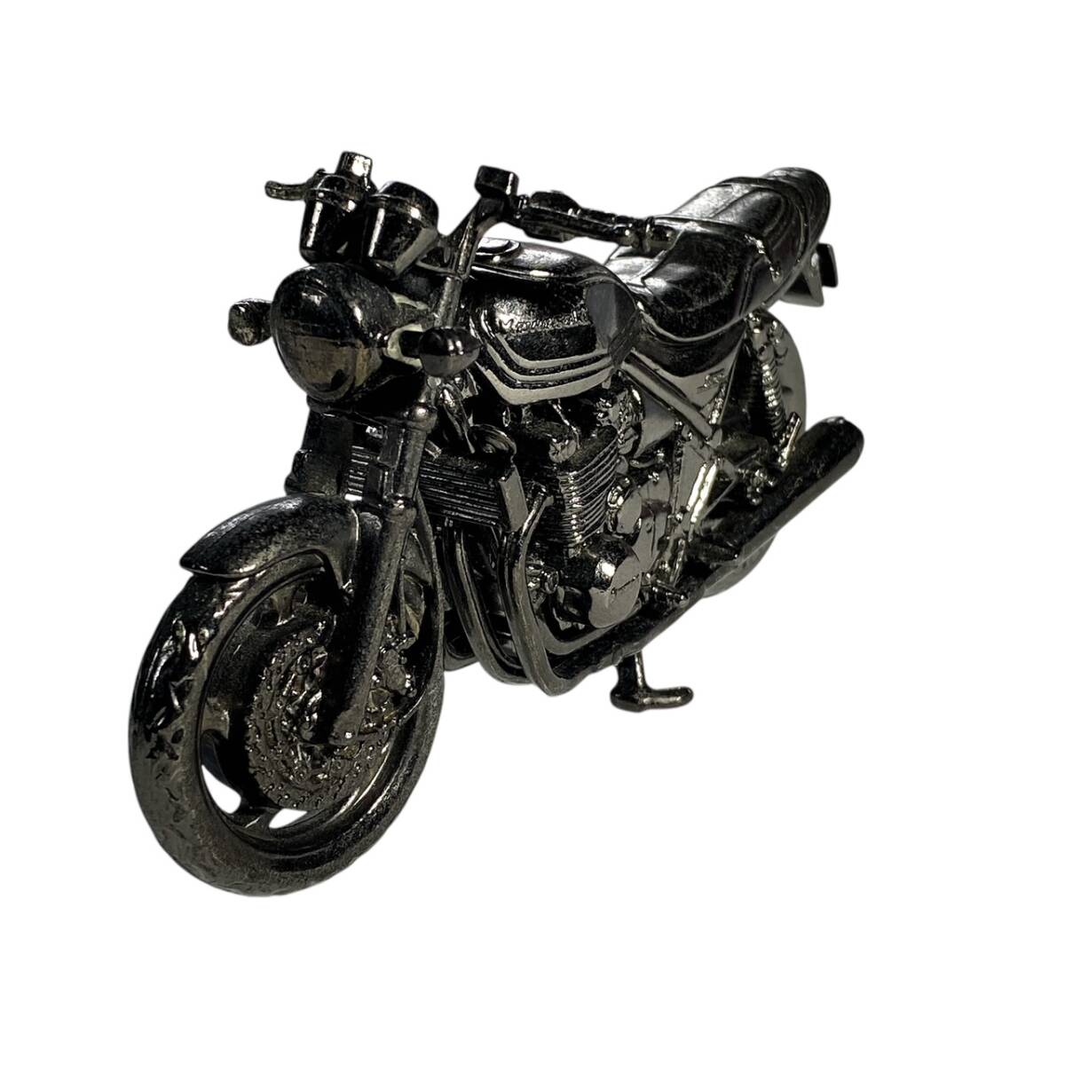 Kawasaki ZEPHYR 1100】Mini Replica 世界の名車シリーズ vol.27 Kawasaki ZEPHYR 1100】Mini Replica 世界の名車シリーズ vol.27