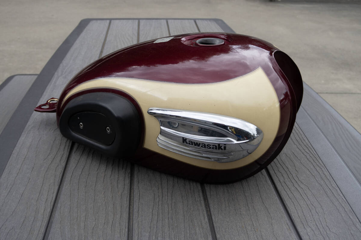 カワサキ W650 純正タンク 美品(カワサキ用)|売買された カワサキ W650 純正タンク 美品(カワサキ用)|売買された