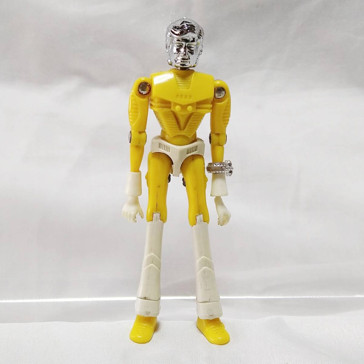 y253 【昭和レトロ フィギュア】 タカラ ミクロマン M124 y253 【昭和レトロ フィギュア】 タカラ ミクロマン M124