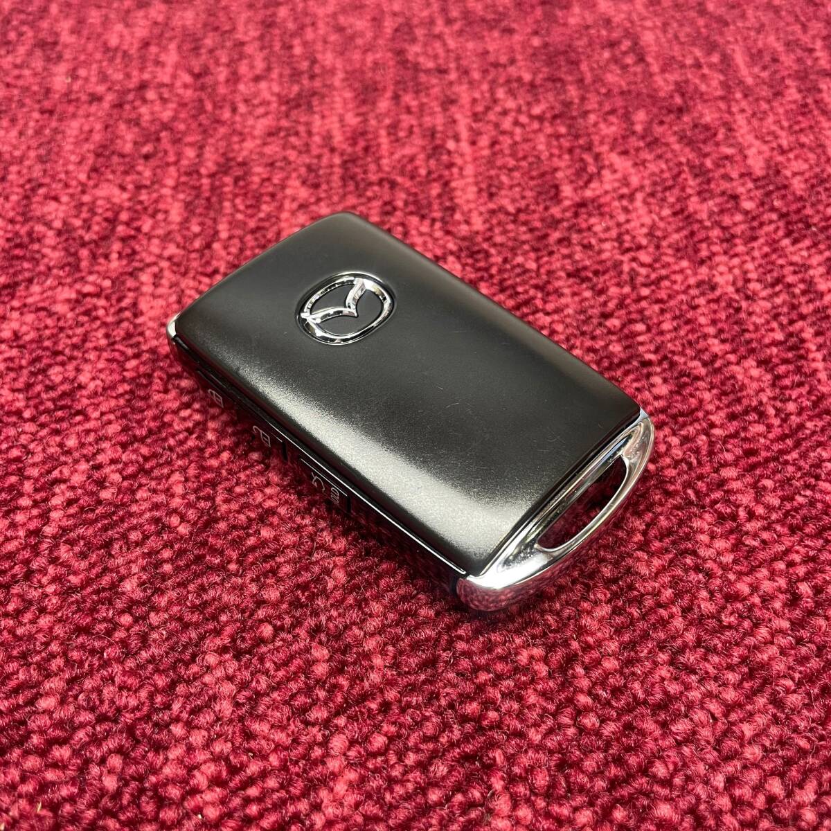 #4076 マツダ純正 CX/MX-30 3/5 など　スマートキー 007-AG0047 3ボタン