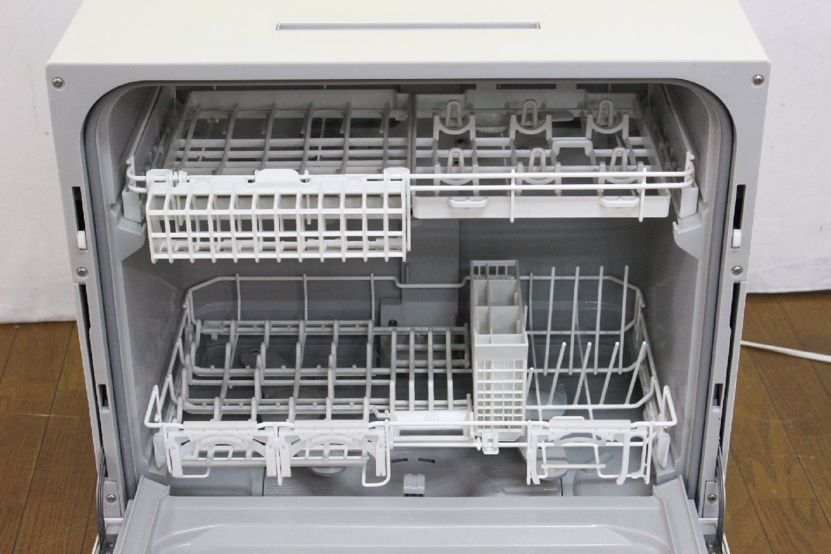 ト石】 Panasonic パナソニック 電気食器洗い乾燥機 NP-TH4-C ト石】 Panasonic パナソニック 電気食器洗い乾燥機 NP-TH4-C