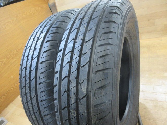 未使用に近い! バリ山! イボ付き! 215/80R16 タイヤ 2本セット グッドイヤー EfficientGrip SUV HP01 2020年制造