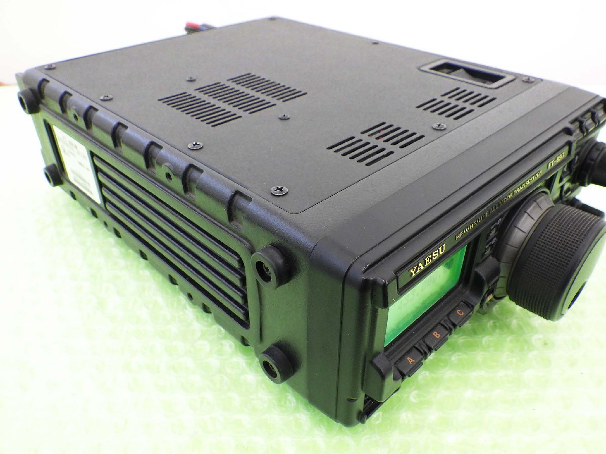 FT-897M / FP-30A付  HF～430MHz オールモード 50W機 FT-897M / FP-30A付 HF～430MHz オールモード 50W機 アマチュア無線