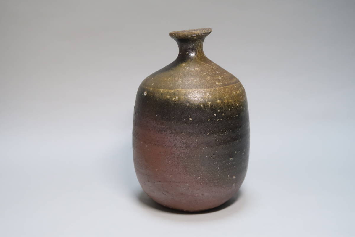 [ Okayama префектура важное нет форма культура состояние гарантия . человек ] Yamamoto самец один ( человек национальное достояние Yamamoto . превосходящий длина мужчина ) Bizen бутылочка для сакэ 