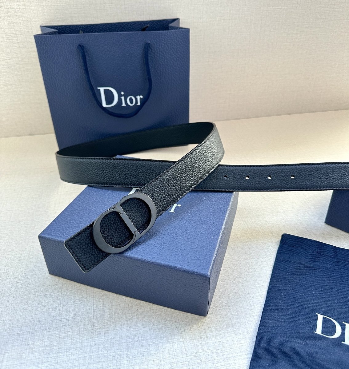 ディオール Christian Dior ベルト レザー 本革 サイズ100cm ディオール Christian Dior ベルト レザー 本革 サイズ100cm