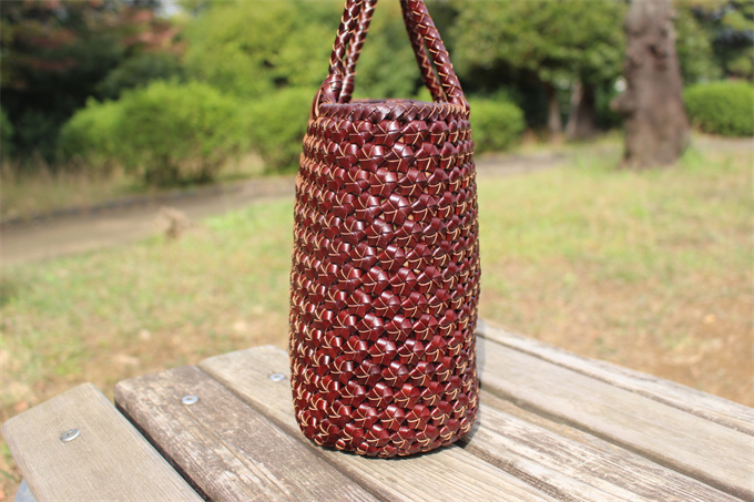 牛革 革編み込み 山葡萄風 六角花結び編み かごバッグ 籠 BAG バッグ かごバッグ 手提