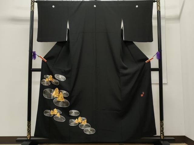 平和屋着物○国際的伝統工芸作家 十二代・藤林徳扇 苑寿 黒留袖 平和屋着物○国際的伝統工芸作家 十二代・藤林徳扇 苑寿 黒留袖