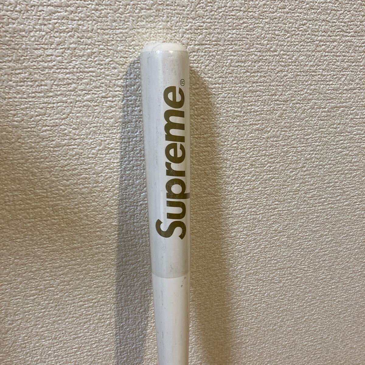 Supreme 06SS Louisville Slugger Mini Baseball Bat White Supreme Mini bat Lewis vi ruslaga- bat белый 