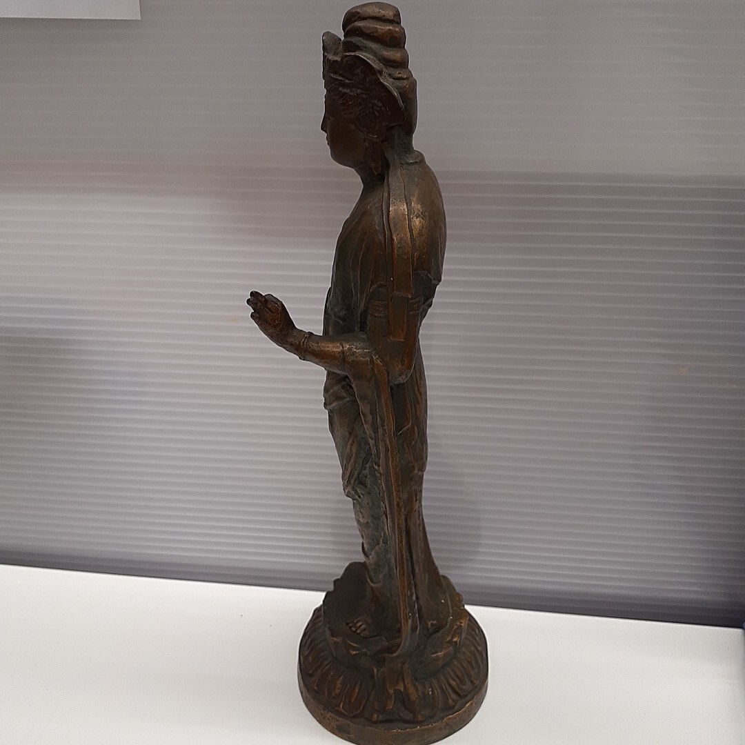 北村西望 聖観音菩薩像 仏像 ブロンズ像 高さ約35.5cm 保管品 み 北村西望 聖観音菩薩像 仏像 ブロンズ像 高さ約35.5cm 保管品 み