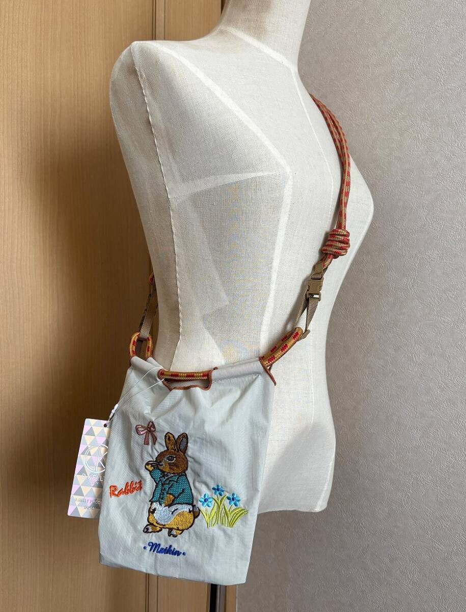 D KELLY】 新品タグ付 ショルダーバッグ 刺繍 ラビット うさぎ D KELLY】 新品タグ付 ショルダーバッグ 刺繍 ラビット うさぎ