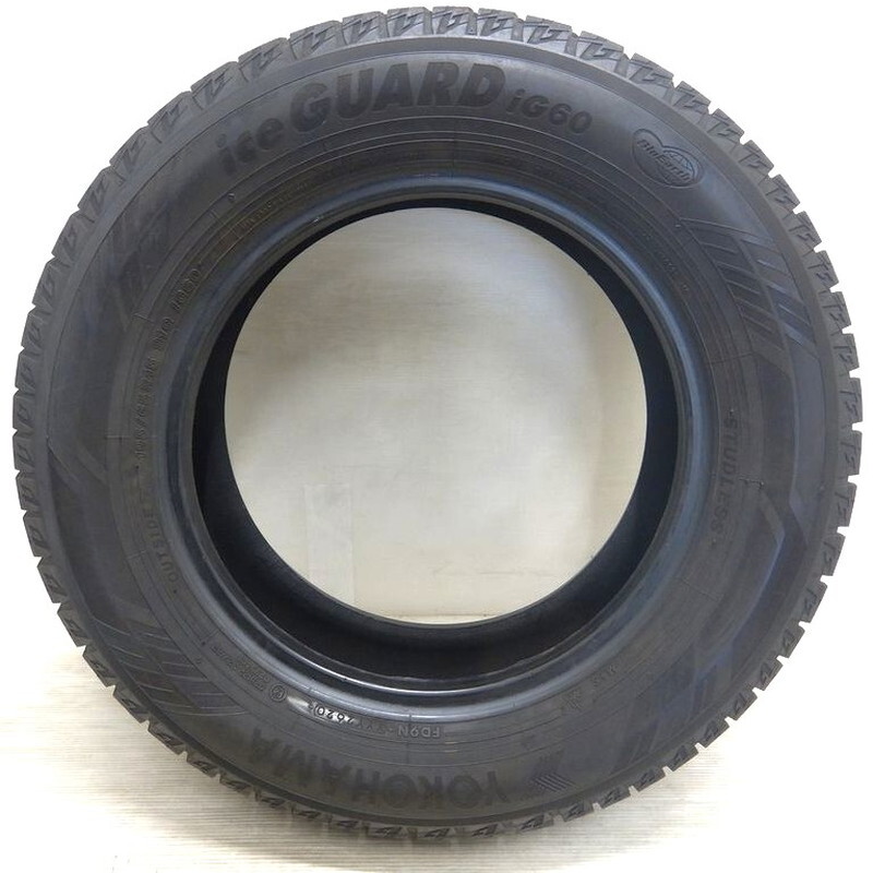 中古タイヤ 195/65r15 スタッドレスタイヤ ヨコハマ アイスガード６ IG60 2本セット プリウス ノア ヴォクシー セレナ 中古 15インチ_画像2