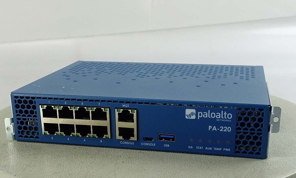 レターパックプラス AC付 通電確認 Palo Alto Networks PA-220 レターパックプラス AC付 通電確認 Palo Alto Networks PA-220