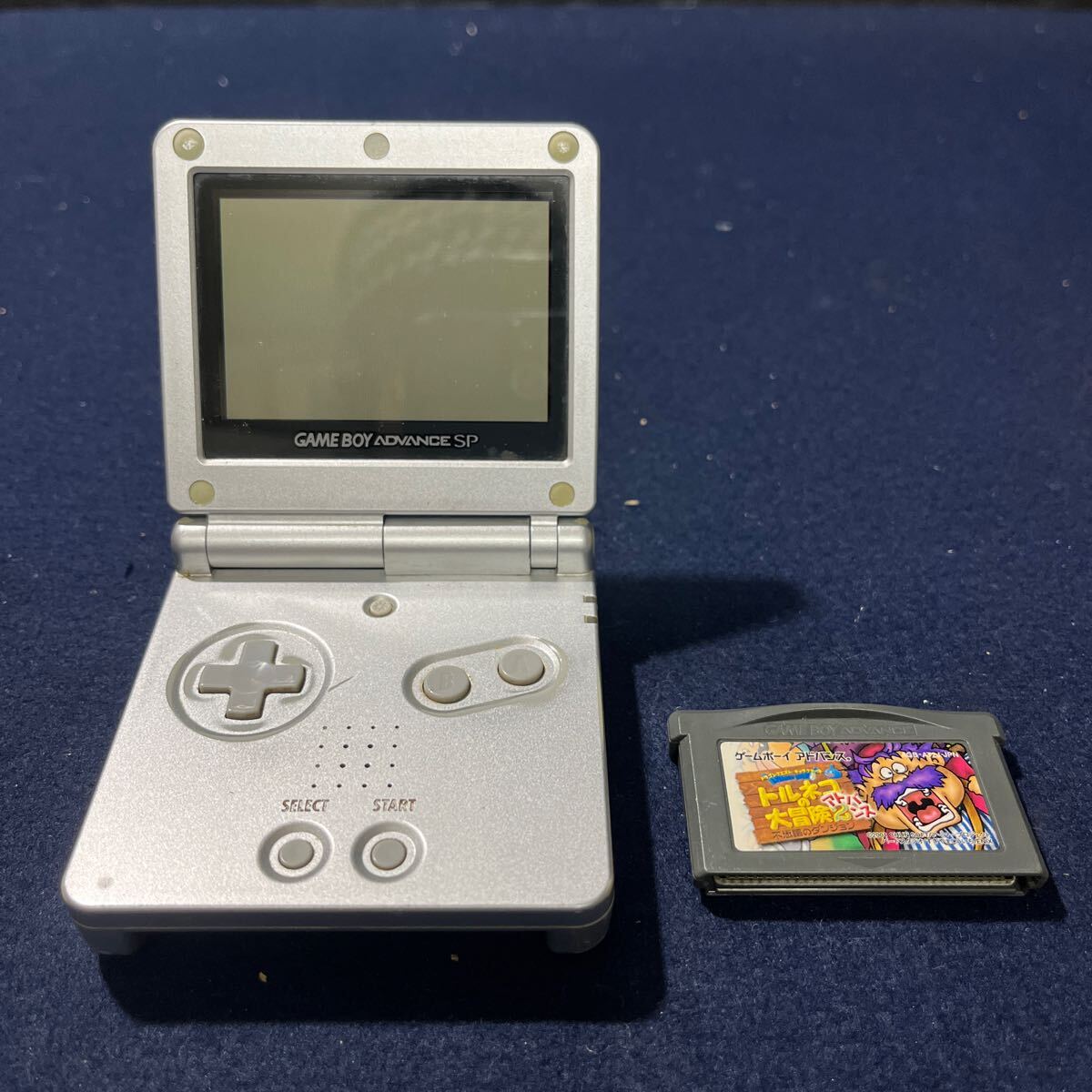 ニンテンドー ゲームボーイ アドバンスSP GBA プラチナシルバー ニンテンドー ゲームボーイ アドバンスSP GBA プラチナシルバー