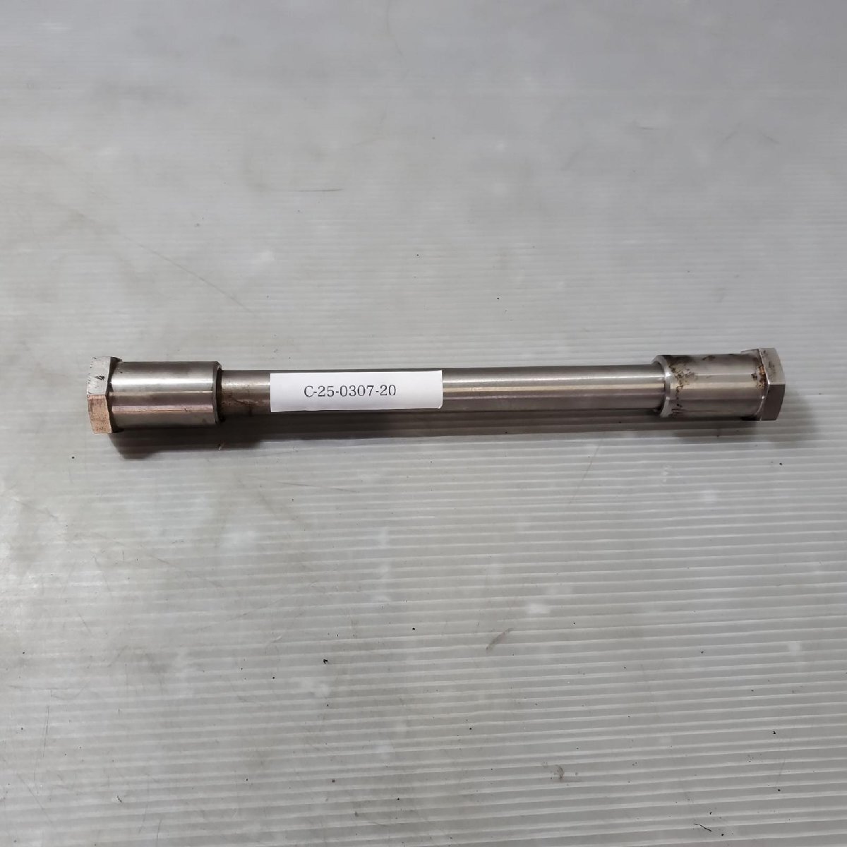 KAWASAKI Z750FX フロント アクスルシャフト カワサキ