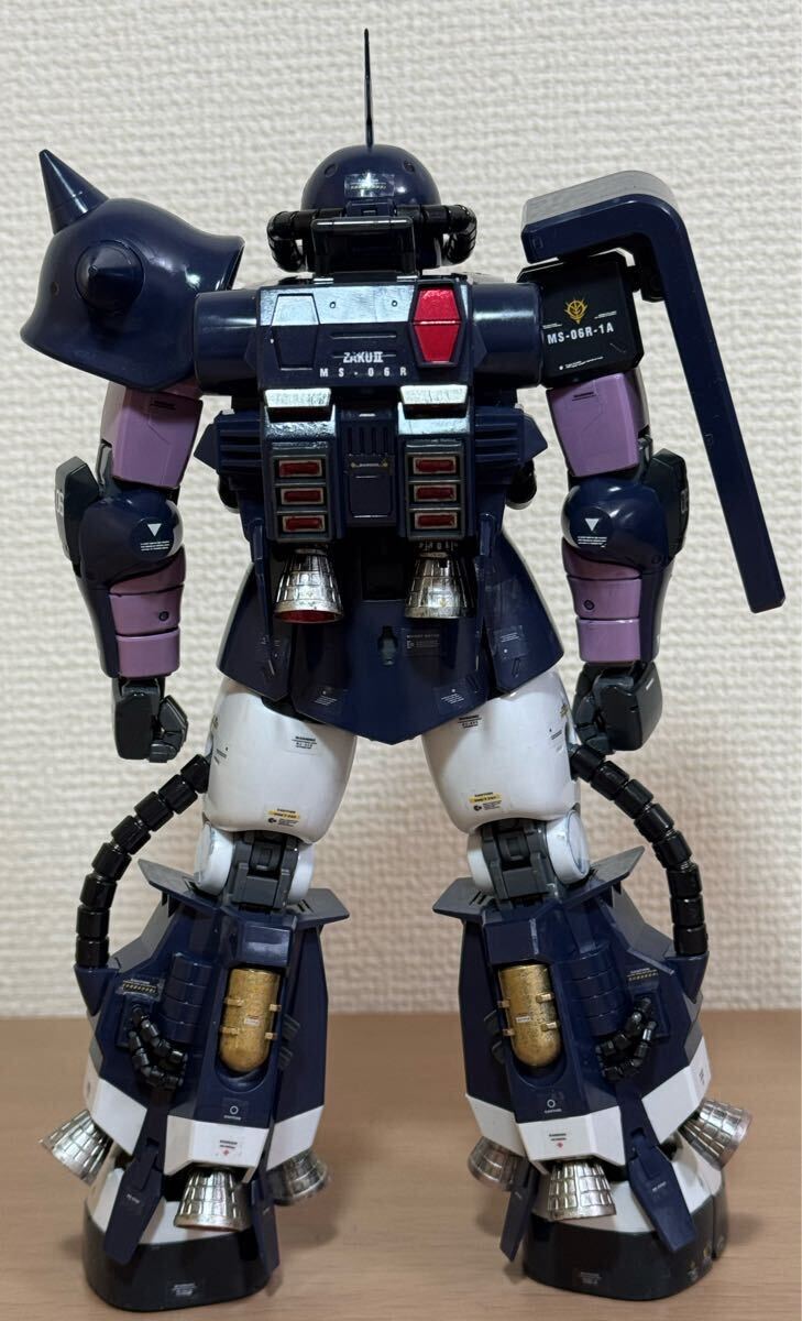 1円〜【バンダイ】 MG 1/100 MS-06R 黒い三連星ザク Ver.2.0 1円〜【バンダイ】 MG 1/100 MS-06R 黒い三連星ザク Ver.2.0