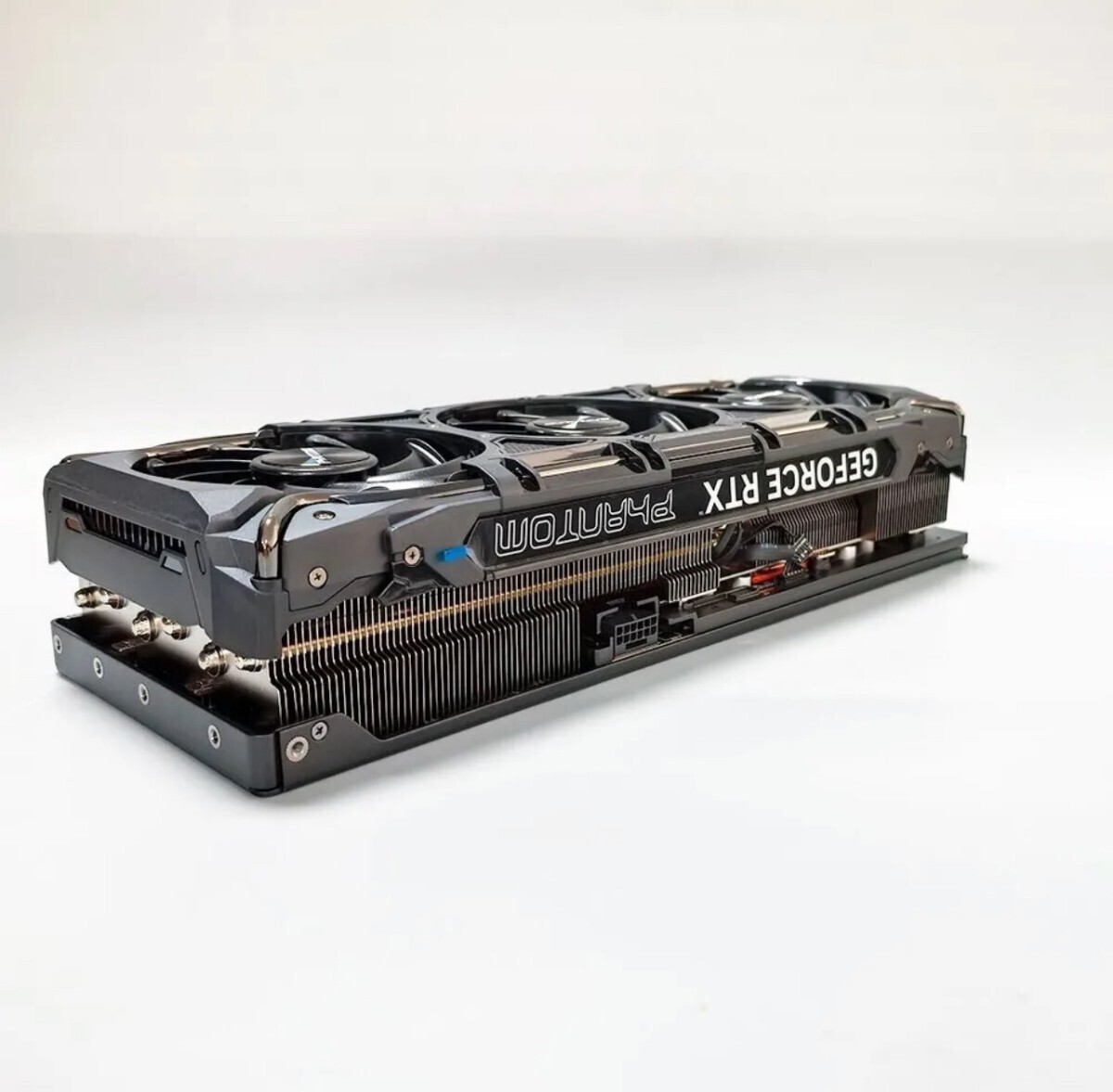 Hkk-00 RTX 4090 Phantom グラフィックスカード (PCI Express Hkk-00 RTX 4090 Phantom グラフィックスカード (PCI Express