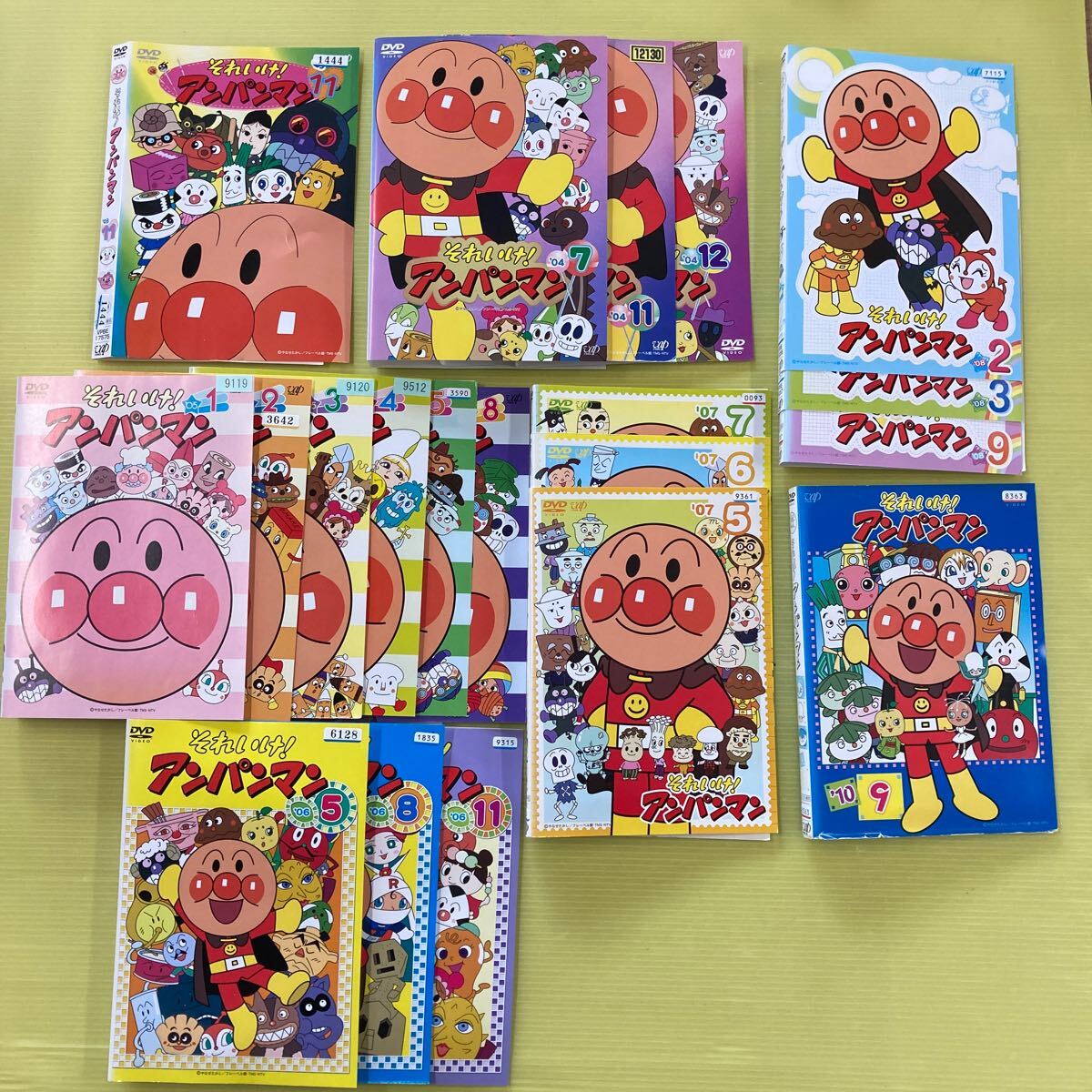 それいけ!アンパンマン シリーズ20巻セット 管理番号31500 DVD レンタル落ち アニメ 巻数詳細は商品説明に