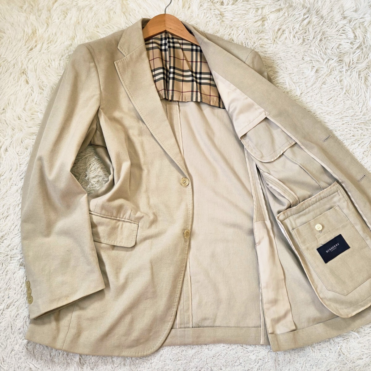 美品 バーバリー ロンドン【希少サイズ XL 人気色 ベージュ 美品 バーバリー ロンドン【希少サイズ XL 人気色 ベージュ