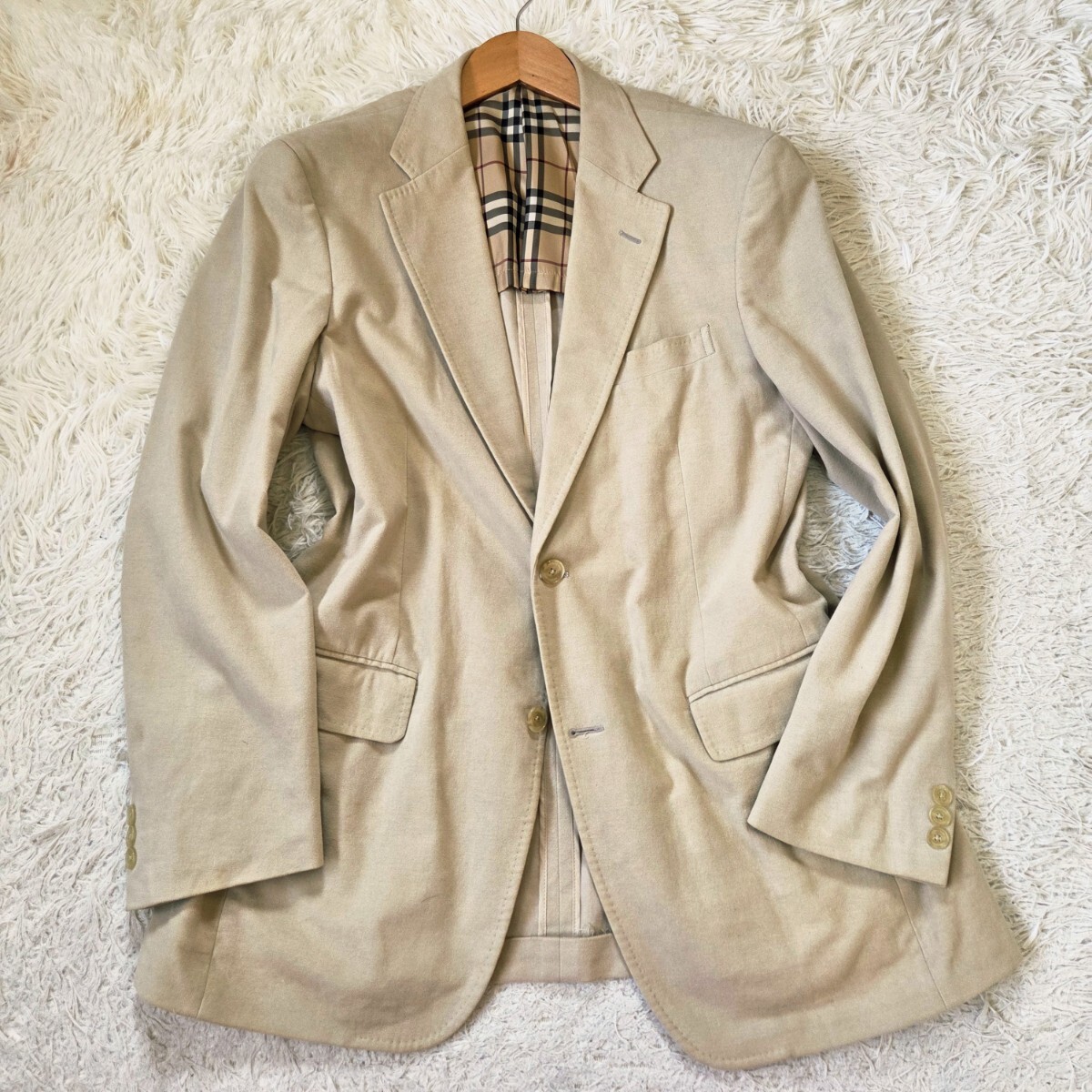 美品 バーバリー ロンドン【希少サイズ XL 人気色 ベージュ 美品 バーバリー ロンドン【希少サイズ XL 人気色 ベージュ