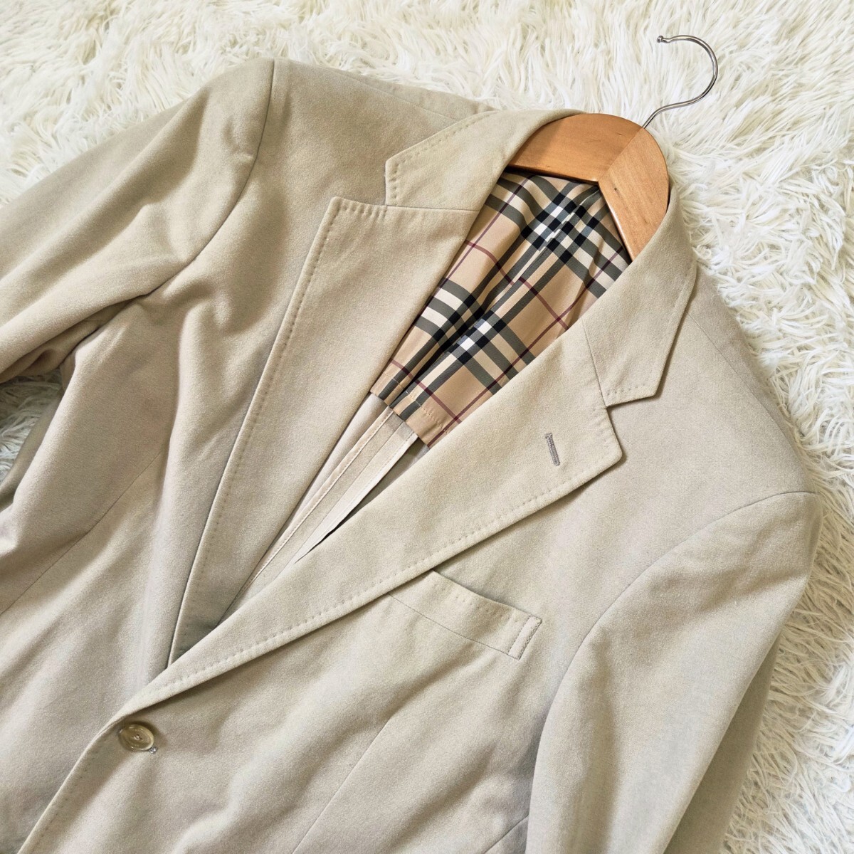 美品 バーバリー ロンドン【希少サイズ XL 人気色 ベージュ 美品 バーバリー ロンドン【希少サイズ XL 人気色 ベージュ