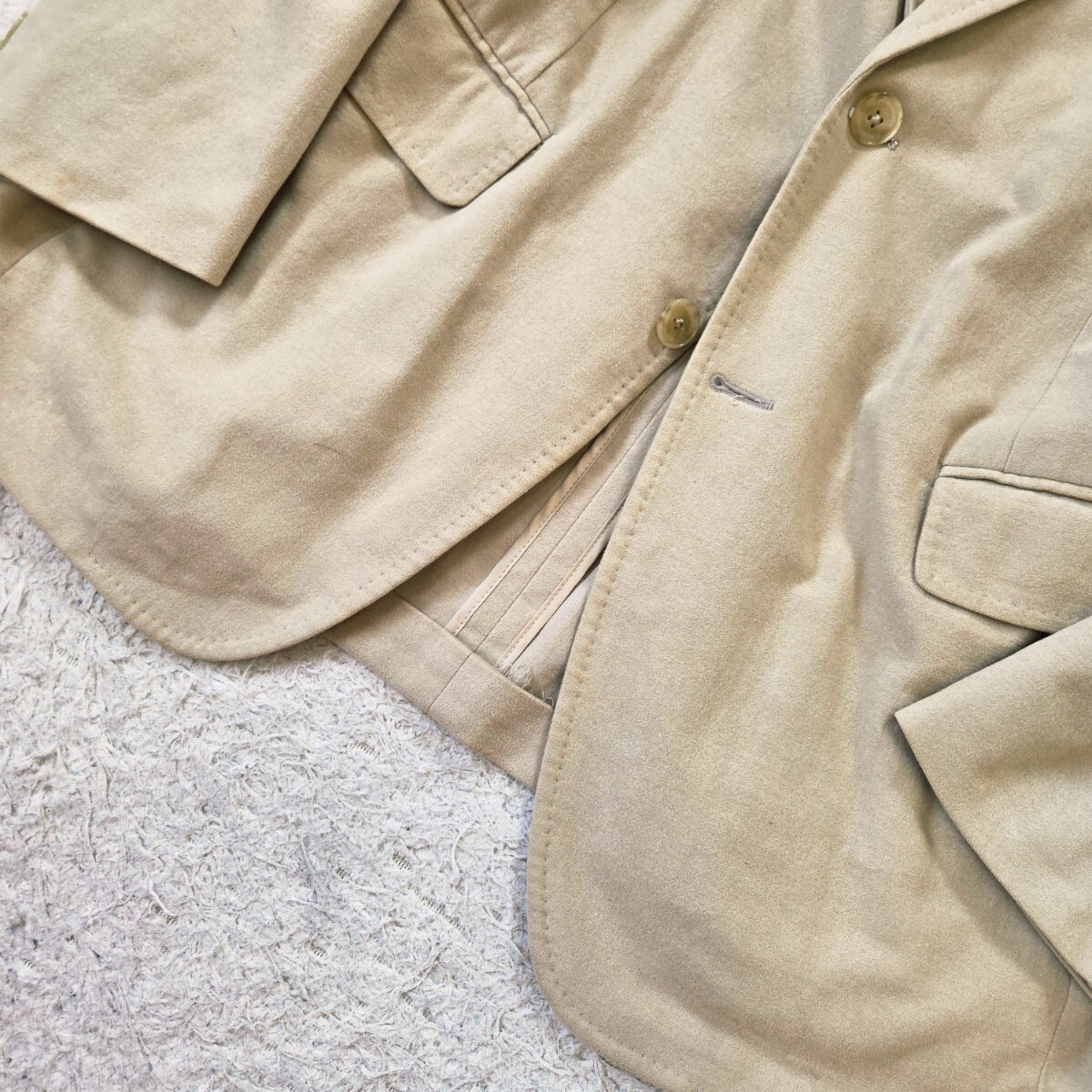 美品 バーバリー ロンドン【希少サイズ XL 人気色 ベージュ 美品 バーバリー ロンドン【希少サイズ XL 人気色 ベージュ