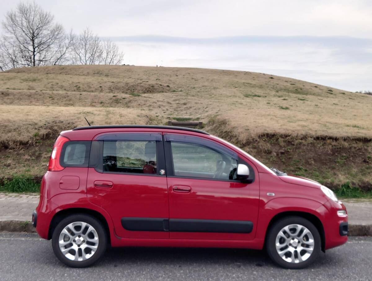 平成26年9月 FIAT パンダ イージー 走行距離30990km 取り扱い説明書 點(diǎn)検記録簿 ディーラー整備車両 エンジンミッション機(jī)関良好不具合無し