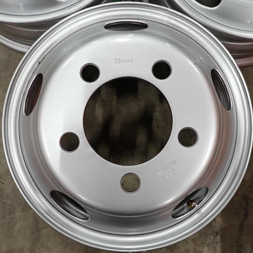 展示品 6本SET 會(huì)社宛送料無(wú)料 16×5.5 SHONE トラックスチール ホイ－ル 2トン車 鉄 5穴 PCD 203.2mm +116.5 ハブ徑146mm エルフ NO,F3266