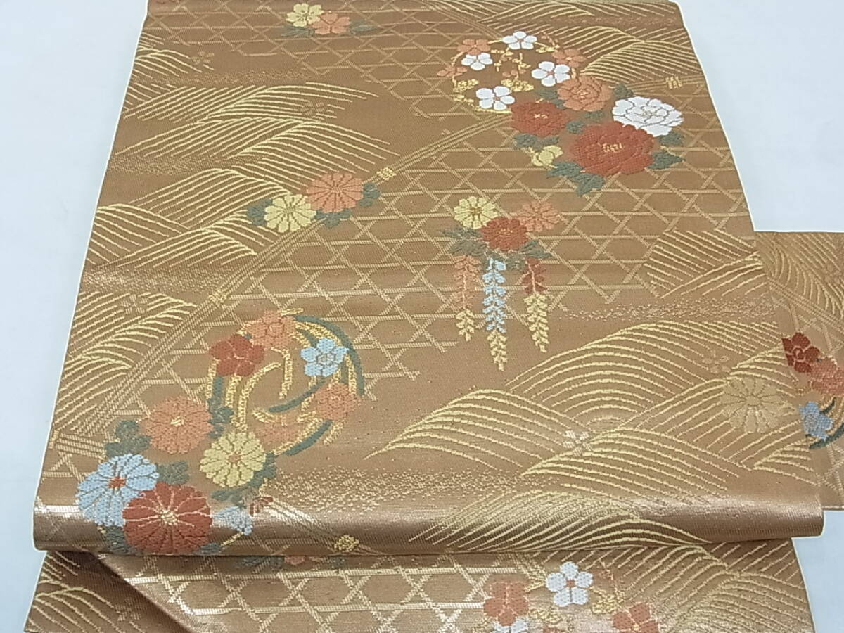 着物おきな2☆九寸名古屋帯 吉祥花丸文 純金箔二重織 金糸 正絹 着物おきな2☆九寸名古屋帯 吉祥花丸文 純金箔二重織 金糸 正絹