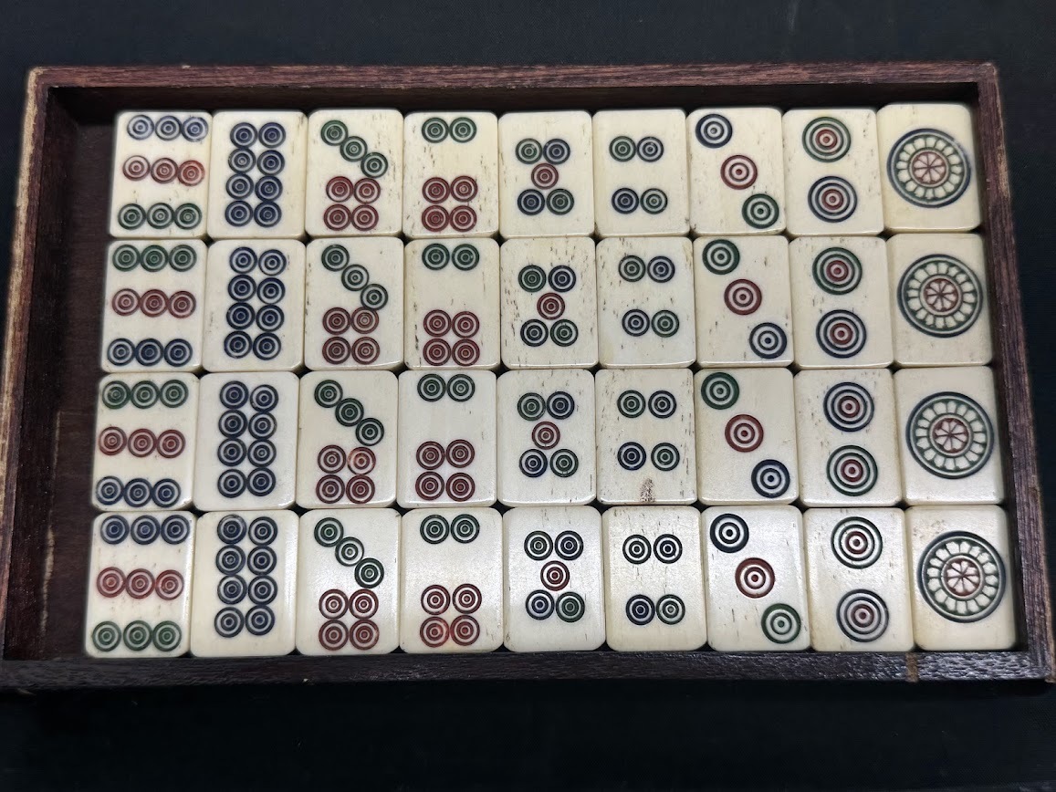 □中古品 骨牌 麻雀牌 マージャンパイ 点棒 サイコロ 角牌