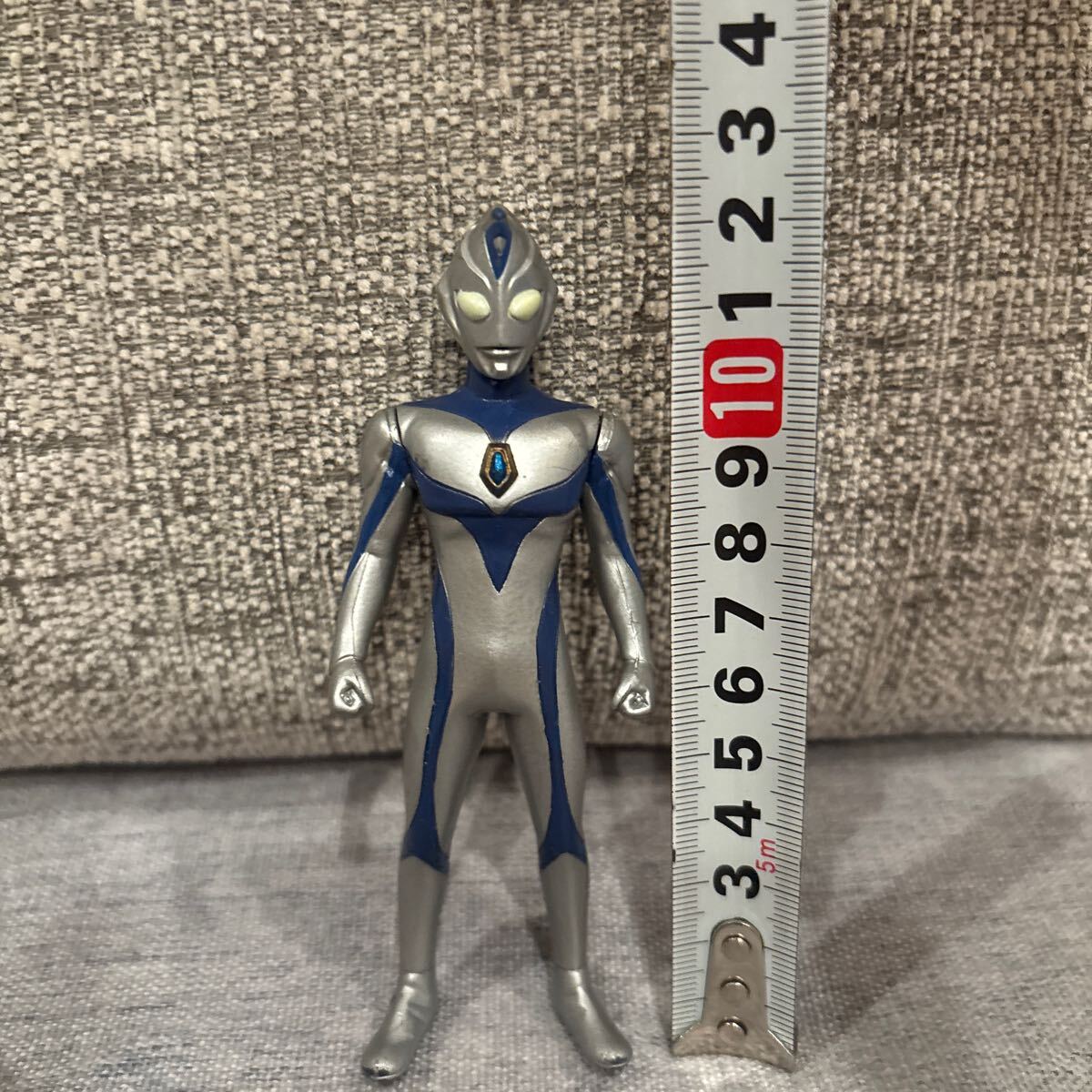 中古　 ウルトラマンダイナ　フィギュア バンダイ 當(dāng)時物　1997年　高さ12cm 150円