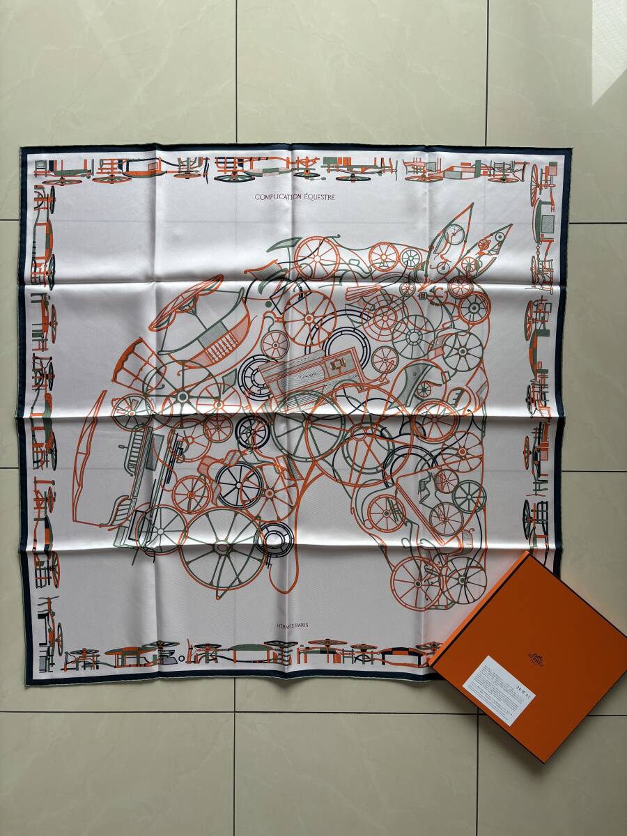 HERMES☆エルメス 未使用 カレ90 コンプリケーション HERMES☆エルメス 未使用 カレ90 コンプリケーション