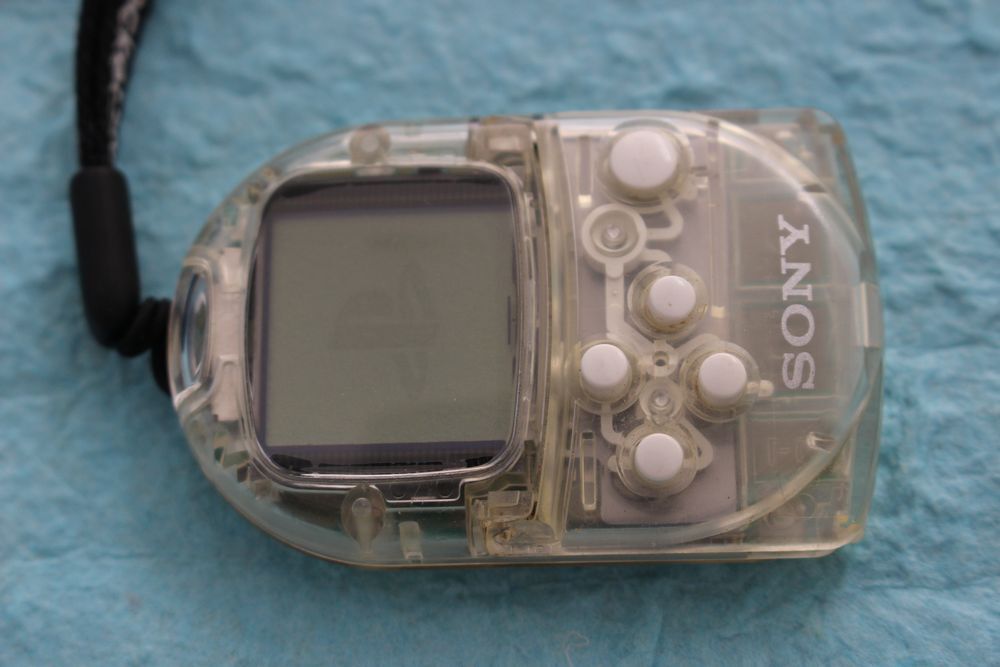 【予約中！】 SONY ☆ PocketStation ポケット ソニー クリスタル SCPH-4000 Nintendo Switch
