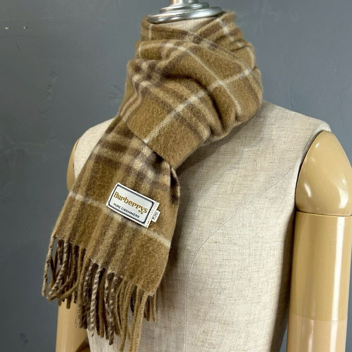 Burberrys' BURBERRY PURE CASHMERE カシミヤ カシミア 100 Burberrys' BURBERRY PURE CASHMERE カシミヤ カシミア 100