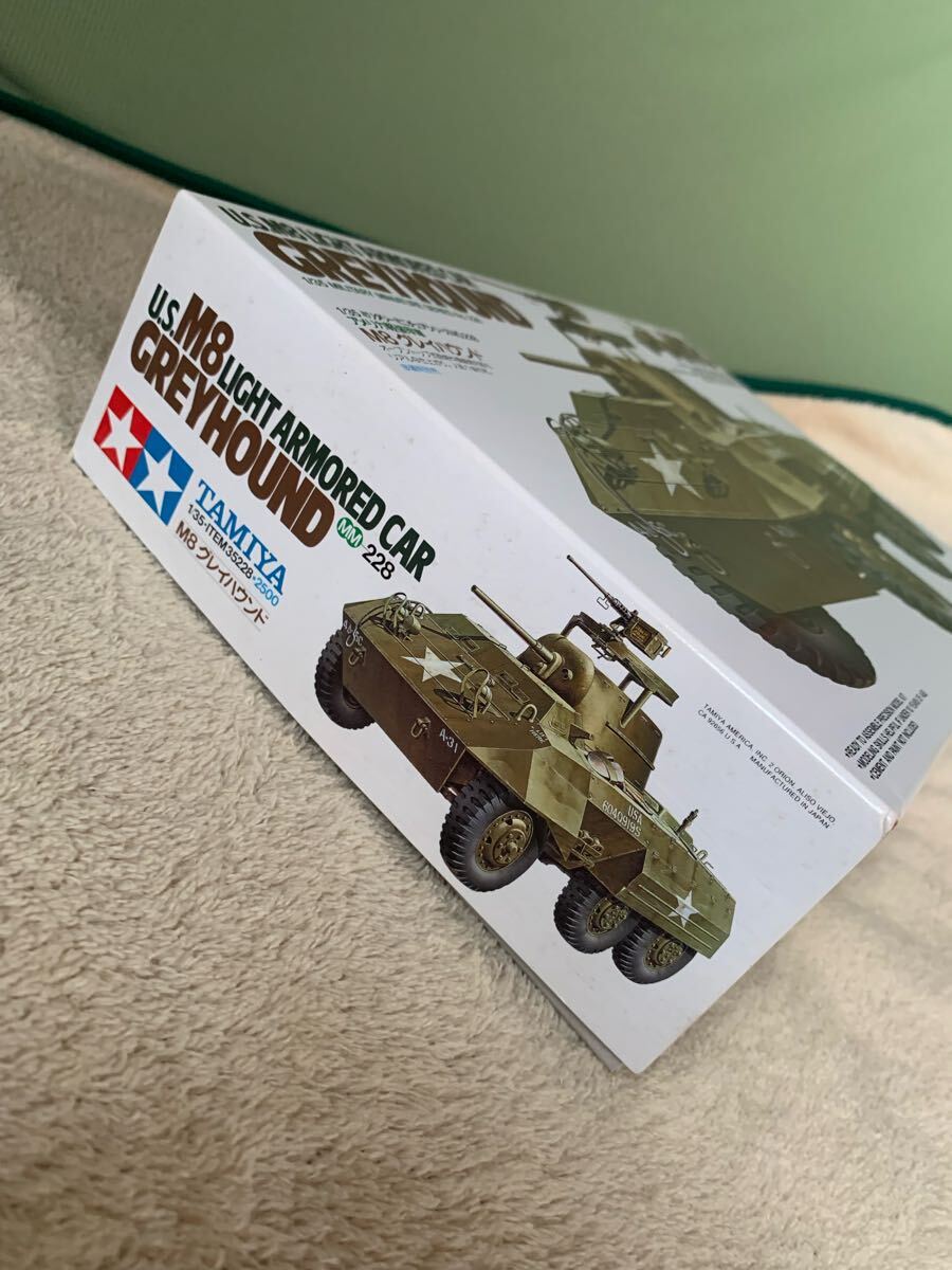 [ новый товар не использовался ] Tamiya 1/35 милитари миниатюра серии No.228 America армия America легкий оборудование . машина M8 серый - undo пластиковая модель 
