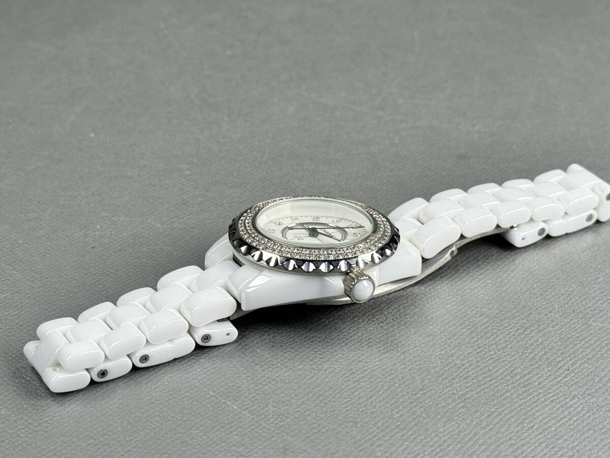 偲】シャネル(CHANEL) J12 腕時計 ホワイトセラミック 偲】シャネル(CHANEL) J12 腕時計 ホワイトセラミック