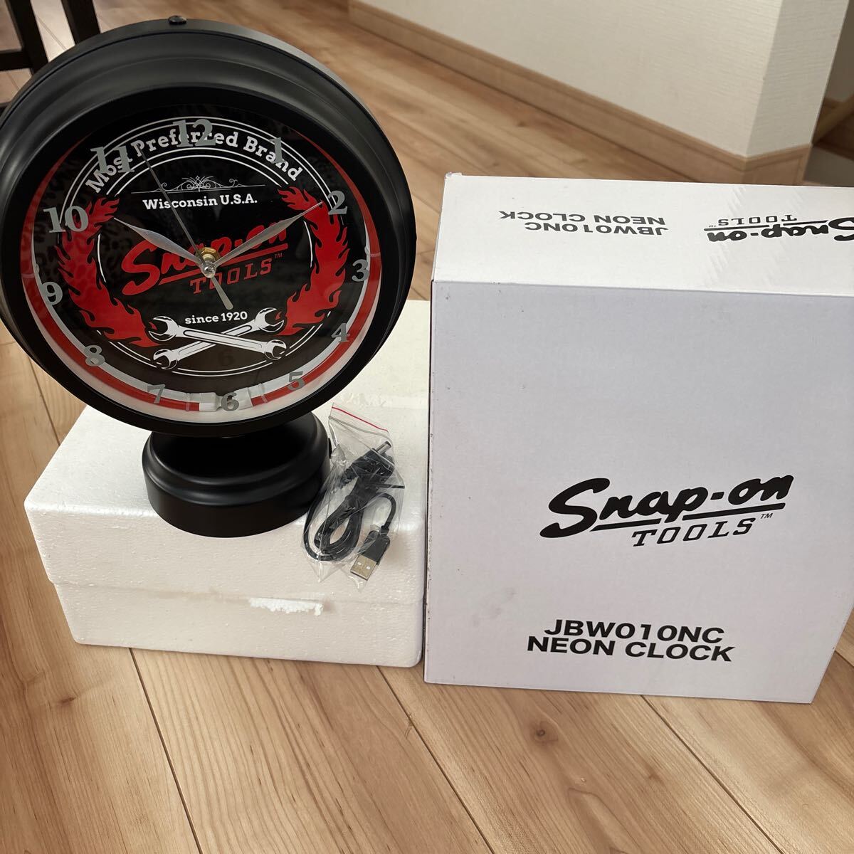スナップオン ネオンクロック Yahoo!オークション - スナップオン Snap-on ネオンクロック
