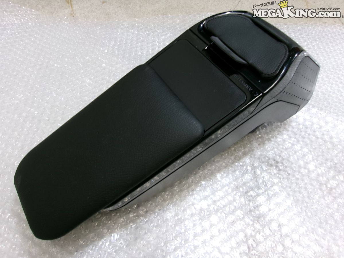 ★未使用★2012 VW フォルクスワーゲン UP アップ ARMSTER アームレスト 10002-ARM2 / S2-1264