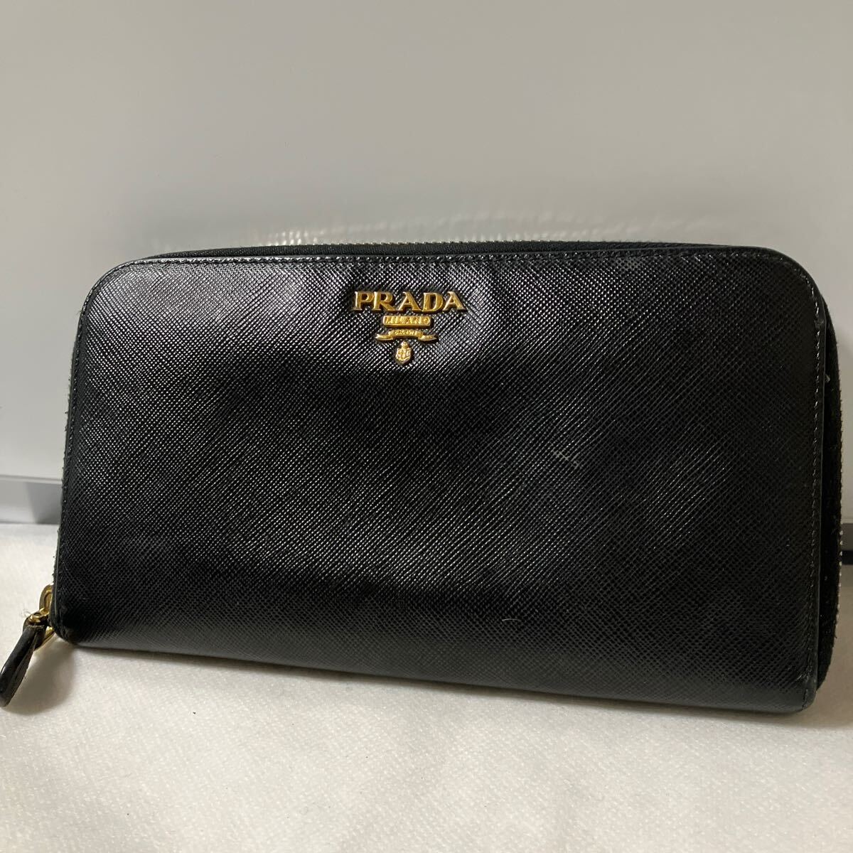 良品】 PRADA プラダ ラウンドファスナー 長財布 サフィアーノ 良品】 PRADA プラダ ラウンドファスナー 長財布 サフィアーノ