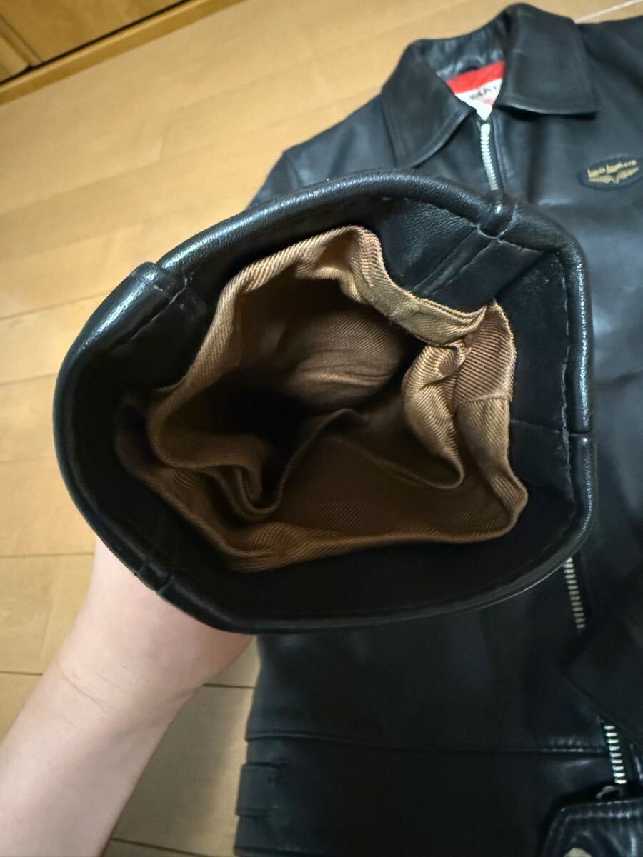 Lewis Leathers ルイスレザーコルセア 34 牛革 タイトフィット Lewis Leathers ルイスレザーコルセア 34 牛革 タイトフィット
