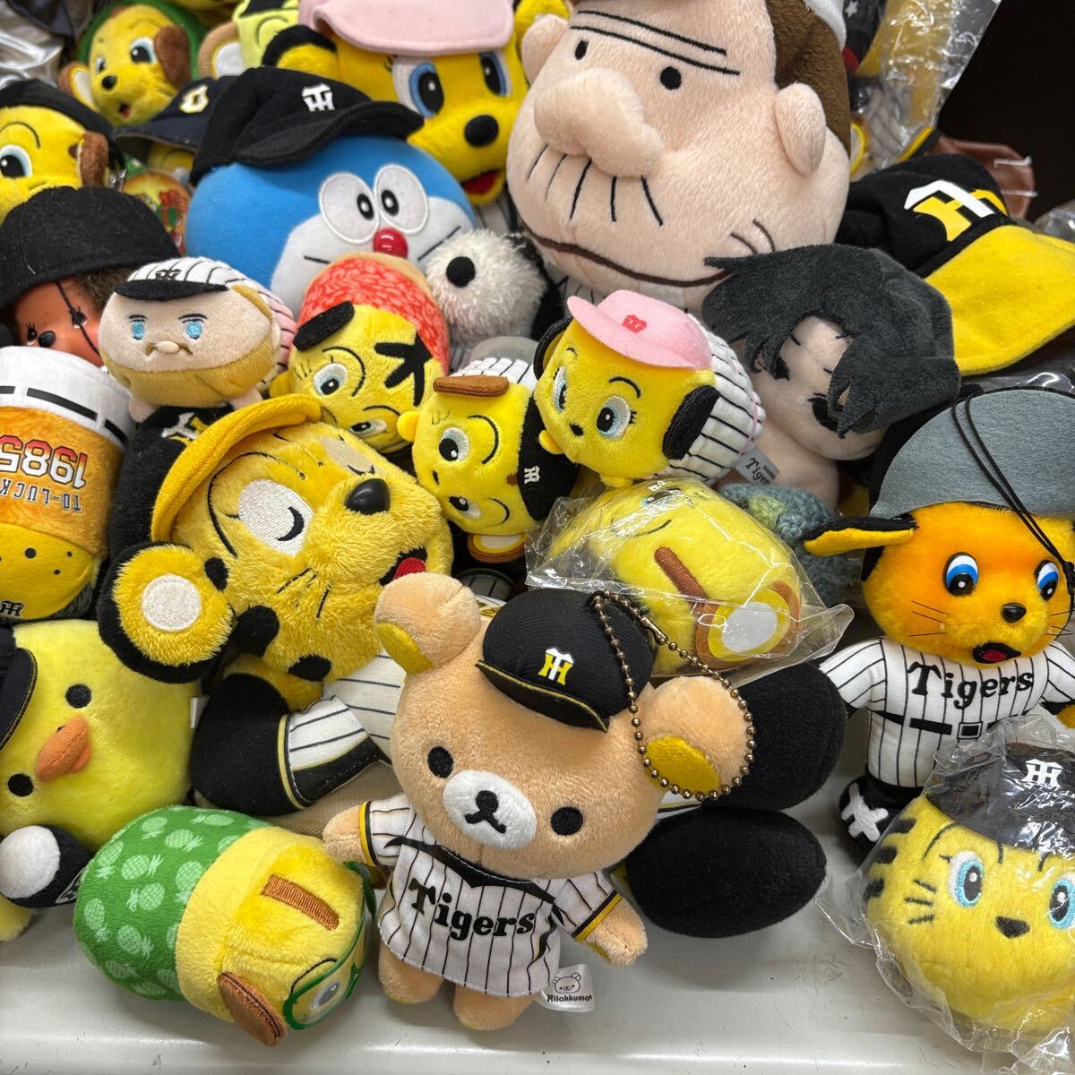 ①阪神タイガース グッズ ぬいぐるみ トラッキー ラッキー キー ①阪神タイガース グッズ ぬいぐるみ トラッキー ラッキー キー