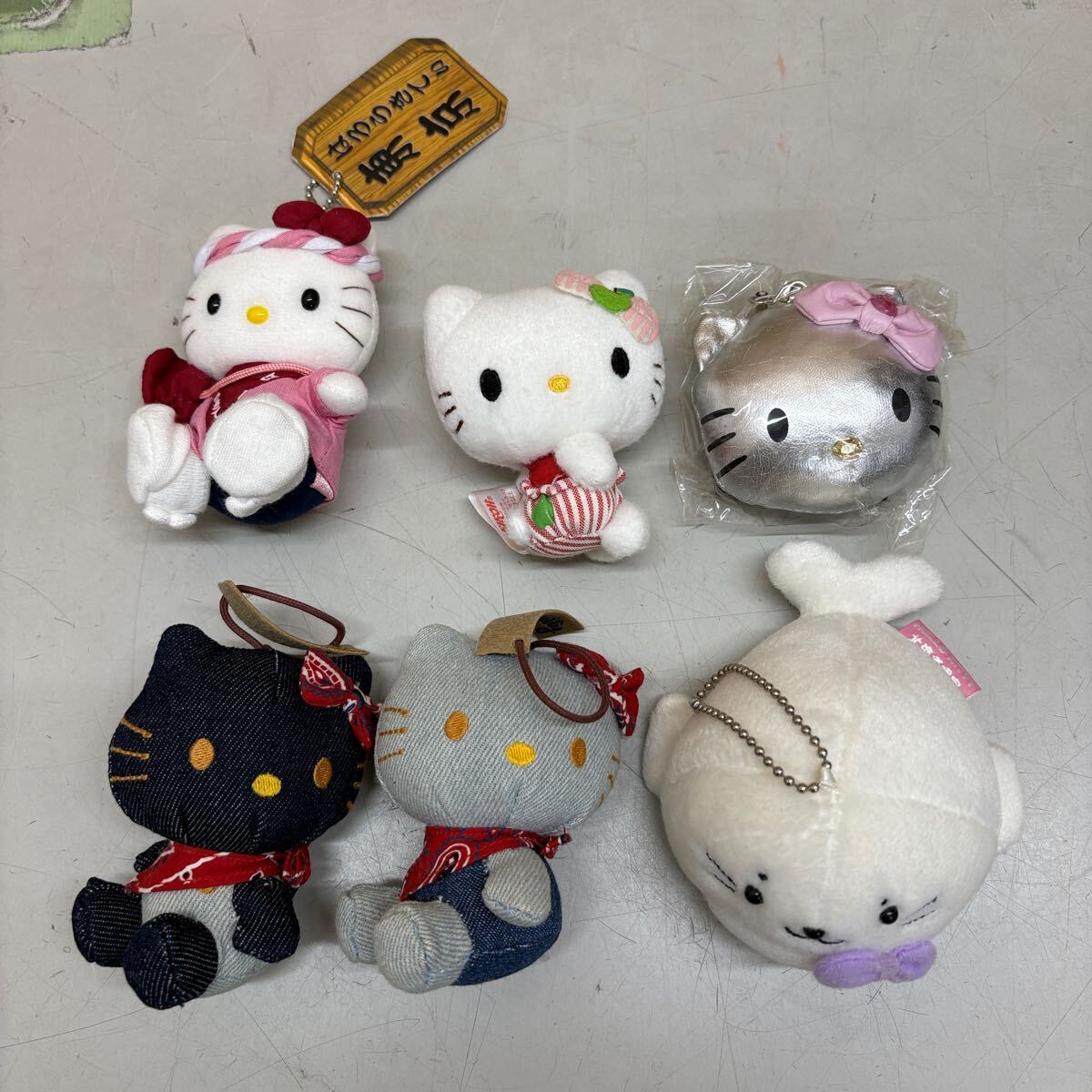 サンリオ ハローキティ ぬいぐるみ キーホルダー マスコット サンリオ ハローキティ ぬいぐるみ キーホルダー マスコット