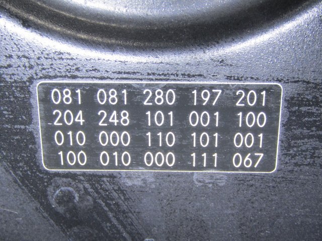 ◎【個人宅配送不可】[U73+EB1-1] メルセデスベンツ ベンツ・C W204 204248 ボンネットフード【ブラック】【10114131612428】_画像7