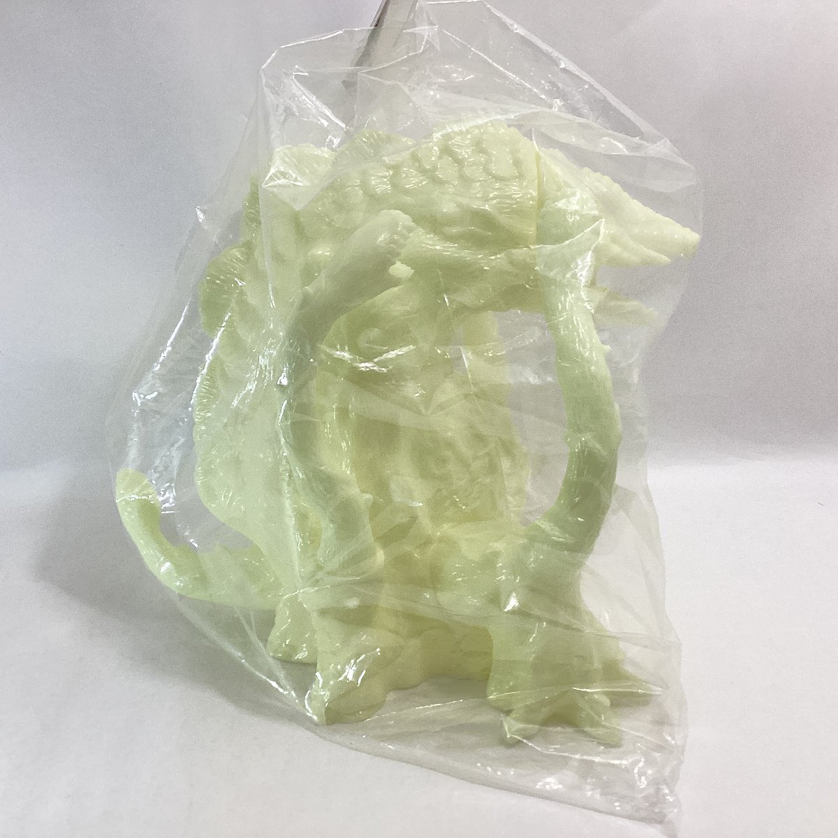 Yahoo!オークション - 未開封 マルサン 世紀の大怪獣 ビオランテ