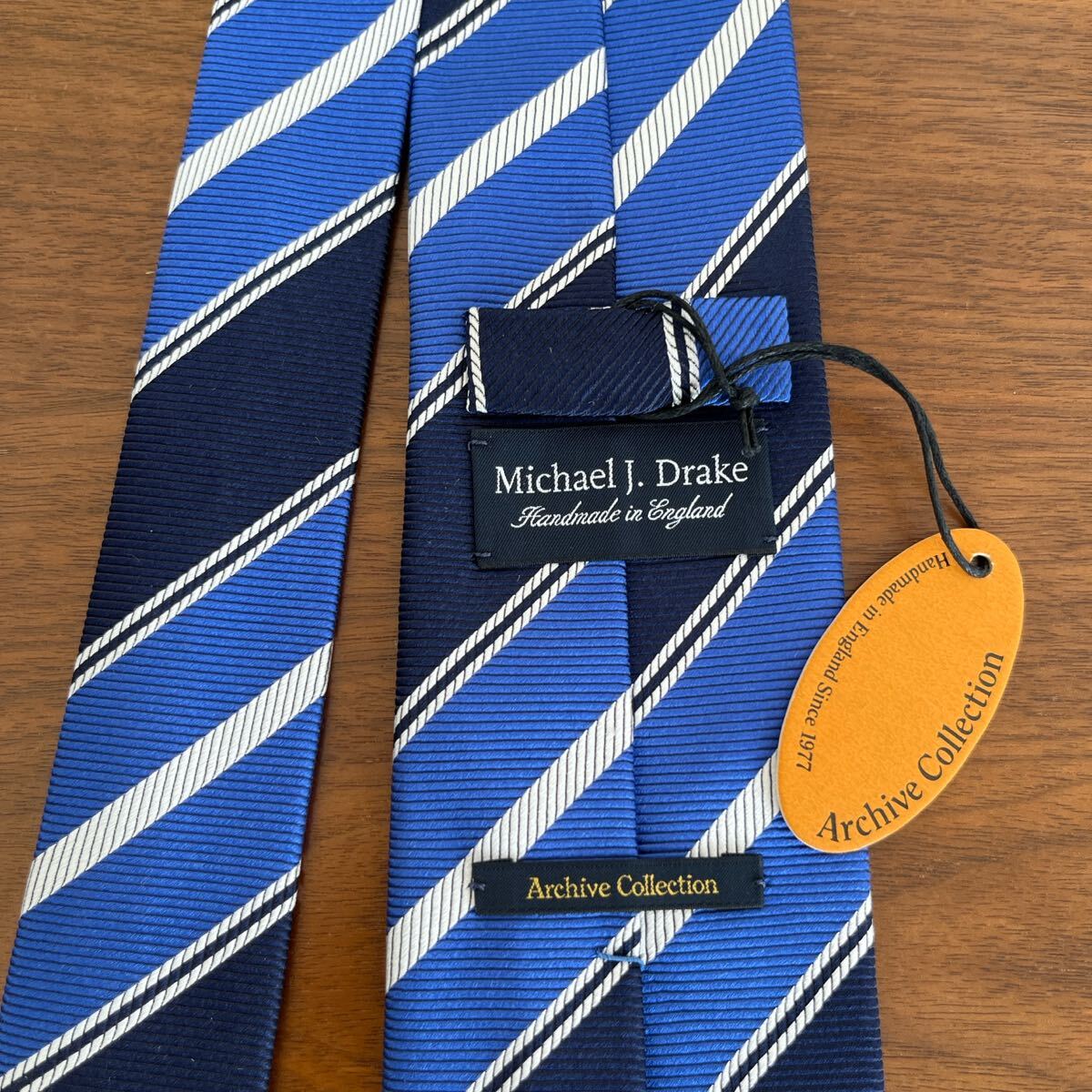 Drake's ネクタイ 新品、未使用 未使用】DRAKE'S ドレイクス ネクタイ レジメンタル タグ付き