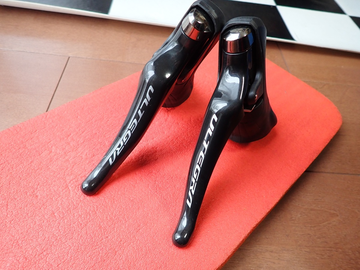 SHIMANO シマノ ST-R8000 あわす ULTEGRA 2x11s 機械式変速 SHIMANO シマノ ST-R8000 あわす ULTEGRA 2x11s 機械式変速