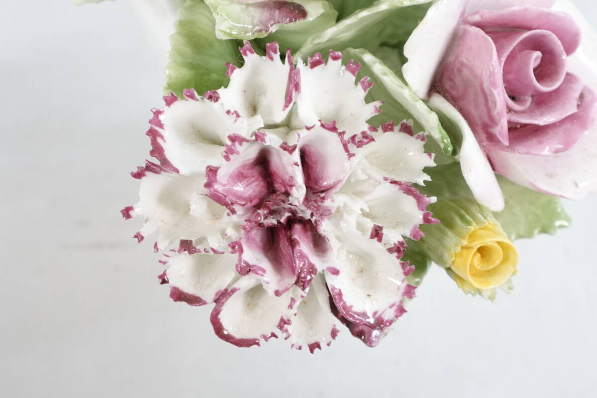 ROYAL DOULTON ロイヤルドルトン A103 お花 置き物 陶器 ROYAL DOULTON ロイヤルドルトン A103 お花 置き物 陶器