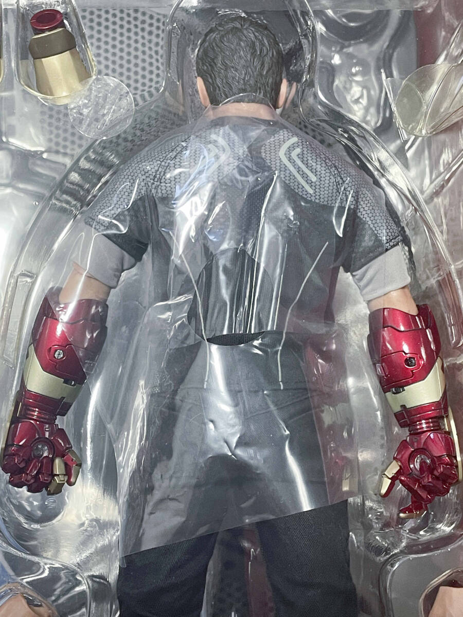 ホットトイズ アイアンマン 3 トニースターク 開発作業版 ホットトイズ アイアンマン 3 トニースターク 開発作業版