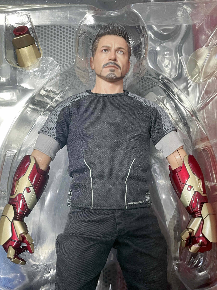 ホットトイズ アイアンマン 3 トニースターク 開発作業版 ホットトイズ アイアンマン 3 トニースターク 開発作業版