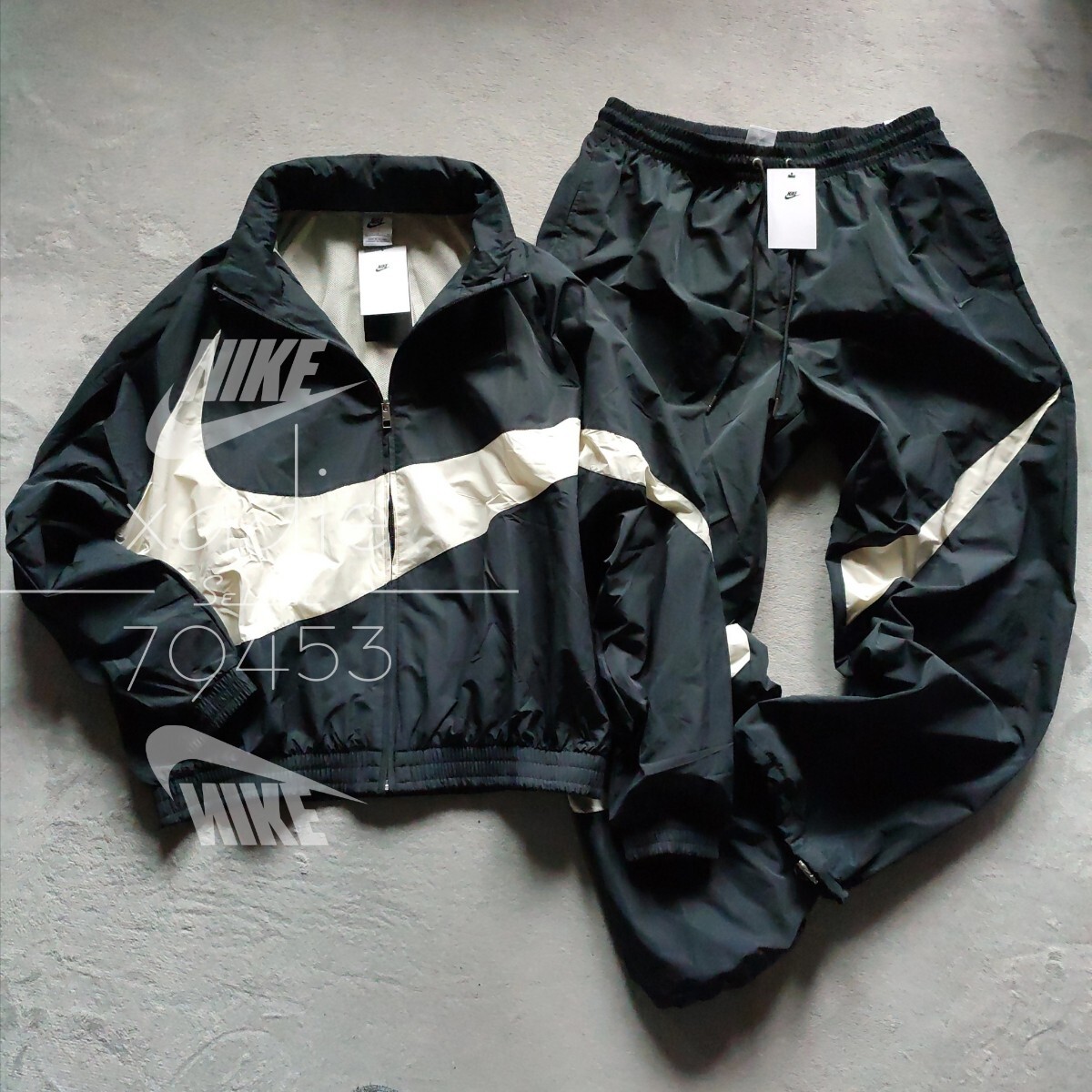 新品 正規品 NIKE ナイキ ビッグスウッシュ 上下セット ナイロン 新品 正規品 NIKE ナイキ ビッグスウッシュ 上下セット ナイロン
